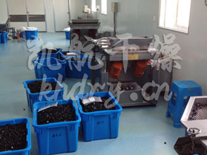 医用胶塞烘干生产线